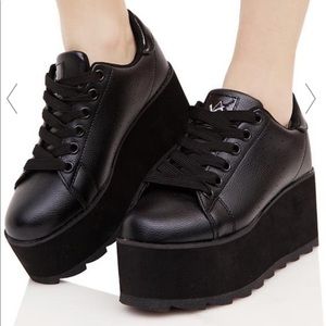 Y.R.U. Black Layla Platform Sneakers